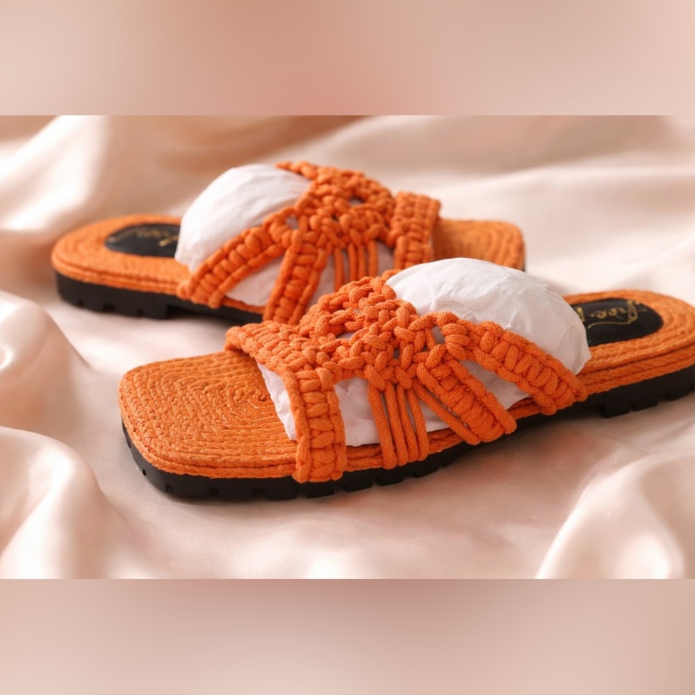 NWOT Free People Sandri Macrame Sandals Orange Crochet Flats Slip On Sz SZ 8.5